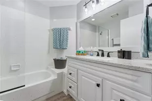 3625 57th Ave Dr W, Bradenton, FL 34210 - Photo 26