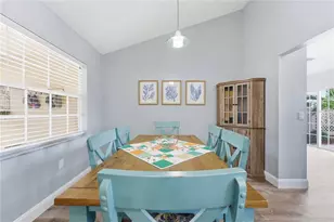 3625 57th Ave Dr W, Bradenton, FL 34210 - Photo 10