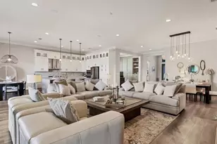 9088 Bernini Pl, Sarasota, FL 34240 - Photo 10