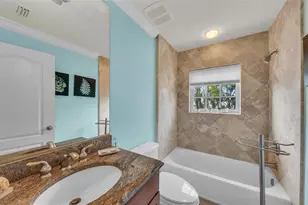 550 Yardarm Ln, Longboat Key, FL 34228 - Photo 54