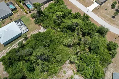 134 Yellow Pine Drive, Rotonda West, FL 33947 - Photo 6