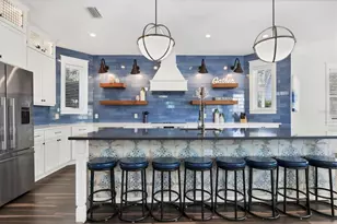 108 11th St S, Bradenton Beach, FL 34217 - Photo 6