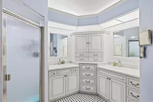 439 Lake of the Woods Dr, Venice, FL 34293 - Photo 30