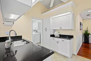 439 Lake of the Woods Dr, Venice, FL 34293 - Photo 18