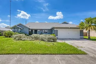 618 Eastpointe Ct, Sarasota, FL 34232 - Photo 38