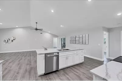 618 Eastpointe Court, Sarasota, FL 34232 - Photo 16