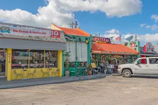 2434 Carlisle Pl, Sarasota, FL 34231 - Photo 42