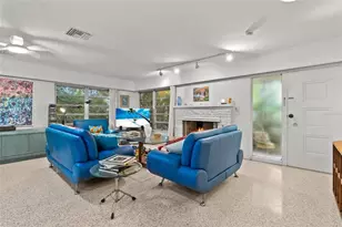 2207 Hickory Ave, Sarasota, FL 34234 - Photo 4