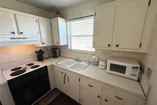 4480 Ironwood Cir, Bradenton, FL 34209 - Photo 6