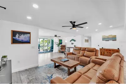 513 71st Street, Holmes Beach, FL 34217 - Photo 14