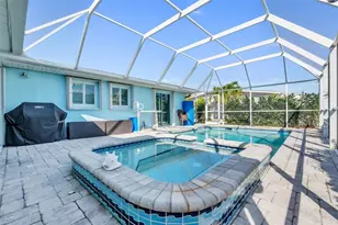 513 71st St, Holmes Beach, FL 34217 - Photo 48