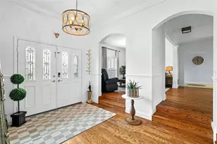 4672 Alexander Pope Ln, Sarasota, FL 34241 - Photo 8