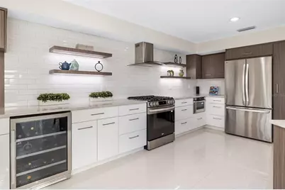 480 Cleveland Drive, Sarasota, FL 34236 - Photo 14