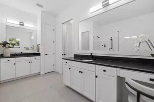 745 Tailwind Pl, Sarasota, FL 34240 - Photo 32