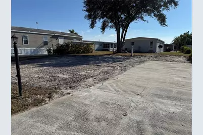 420 49th Street E #85, Palmetto, FL 34221 - Photo 2