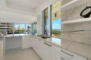 415 L Ambiance Dr, Longboat Key, FL 34228 - Photo 26