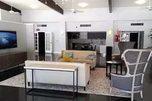 2650 Coconut Bay Ln, Sarasota, FL 34237 - Photo 4