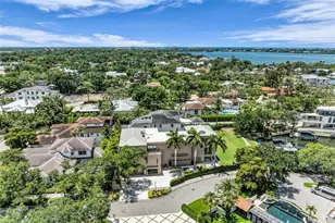 1404 Kenilworth St, Sarasota, FL 34231 - Photo 6
