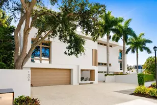 1404 Kenilworth St, Sarasota, FL 34231 - Photo 1