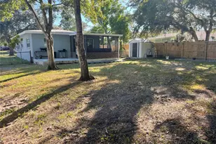 1929 3rd Ave E, Bradenton, FL 34208 - Photo 12