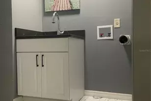 1929 3rd Ave E, Bradenton, FL 34208 - Photo 10