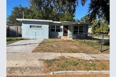 1929 3rd Avenue E, Bradenton, FL 34208 - Photo 1