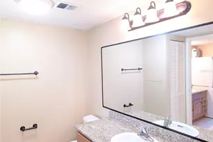 3700 S Osprey Ave, Sarasota, FL 34239 - Photo 8