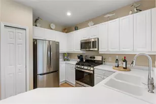 918 River Basin Ct, Bradenton, FL 34212 - Photo 12