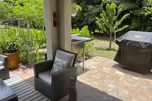 690 Hadley Pl E, Naples, FL 34104 - Photo 32