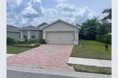 690 Hadley Place E, Naples, FL 34104 - Photo 2