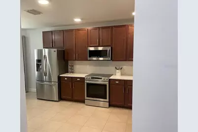 690 Hadley Place E, Naples, FL 34104 - Photo 6