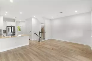 1904 Monte Carlo Dr, Sarasota, FL 34231 - Photo 4