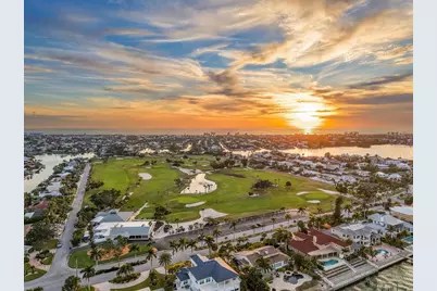 664 Key Royale Drive, Holmes Beach, FL 34217 - Photo 54