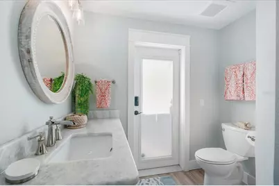 664 Key Royale Drive, Holmes Beach, FL 34217 - Photo 30