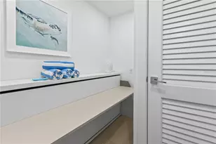 1035 Seaside Dr, Sarasota, FL 34242 - Photo 24