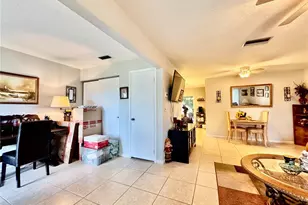 3802 42nd St Ct W, Bradenton, FL 34205 - Photo 8