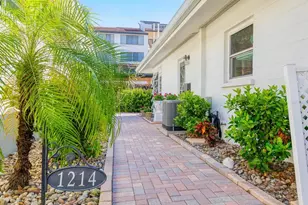 1214 Moonmist Cir, Sarasota, FL 34242 - Photo 2