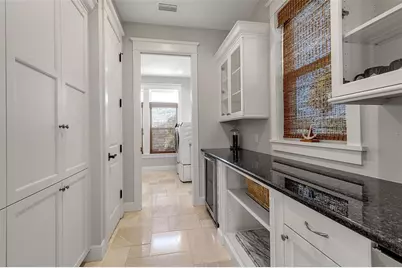 718 Key Royale Drive, Holmes Beach, FL 34217 - Photo 32