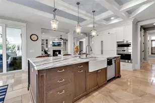 718 Key Royale Dr, Holmes Beach, FL 34217 - Photo 24