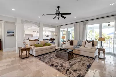 718 Key Royale Drive, Holmes Beach, FL 34217 - Photo 18