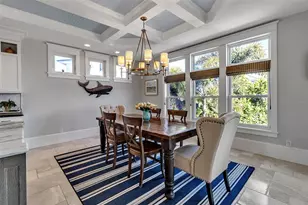 718 Key Royale Dr, Holmes Beach, FL 34217 - Photo 28
