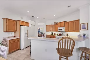 4226 Reflections Pkwy, Sarasota, FL 34233 - Photo 16