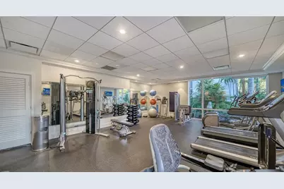 2425 Gulf Of Mexico Drive #1E, Longboat Key, FL 34228 - Photo 36