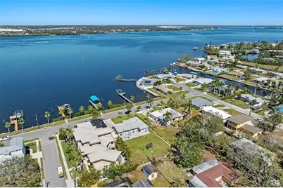 2014 Riverside Drive E, Bradenton, FL 34208 - Photo 48