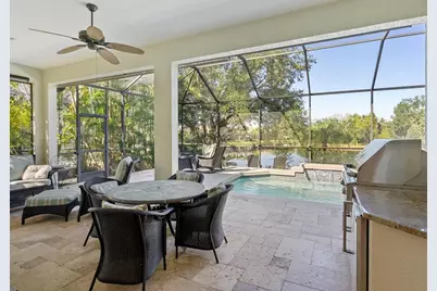 12129 Thornhill Court, Lakewood Ranch, FL 34202 - Photo 26