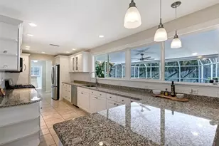 4810 Bay Shore Rd, Sarasota, FL 34234 - Photo 16