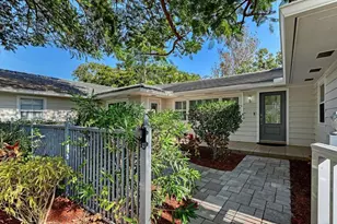 4810 Bay Shore Rd, Sarasota, FL 34234 - Photo 6