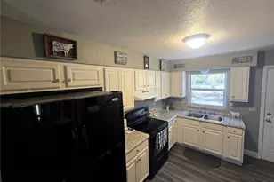 4827 Myrick Ave, Bowling Green, FL 33834 - Photo 10