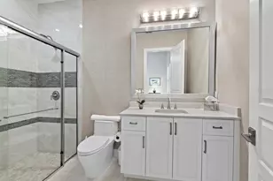 3525 Founders Club Dr, Sarasota, FL 34240 - Photo 38