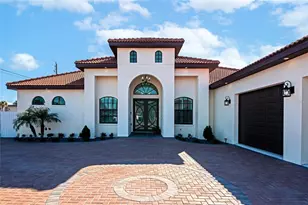 7505 27th Ave W, Bradenton, FL 34209 - Photo 4